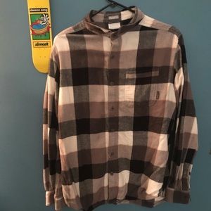 Medium black and white Columbia Flannel